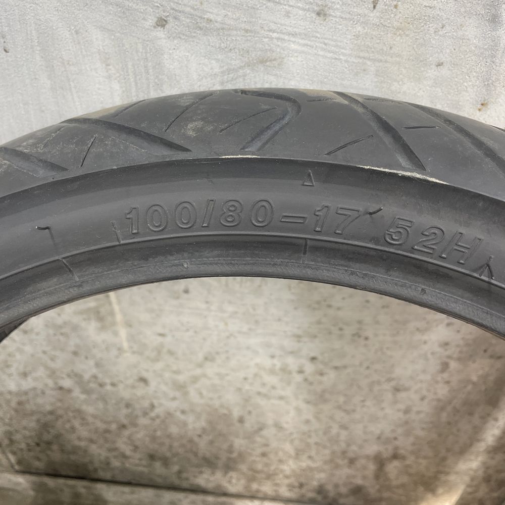 Продам 2 болона 120/70 zr17