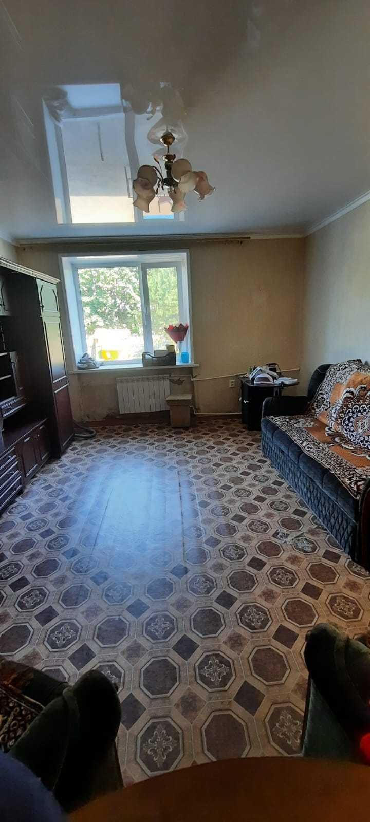 Продам НЕДОРОГО большую 3 к квартиру площадью 82 м.кв в р