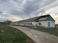 Продется сарай,склад с участком 60 соток