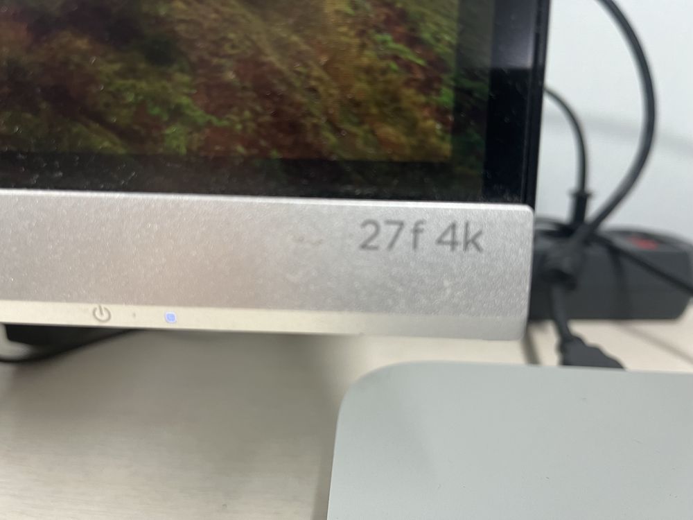 Mac mini M1 / Мак мини M1 2020 / 4К монитор