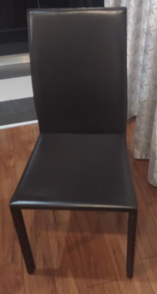 Продам стол и стулья