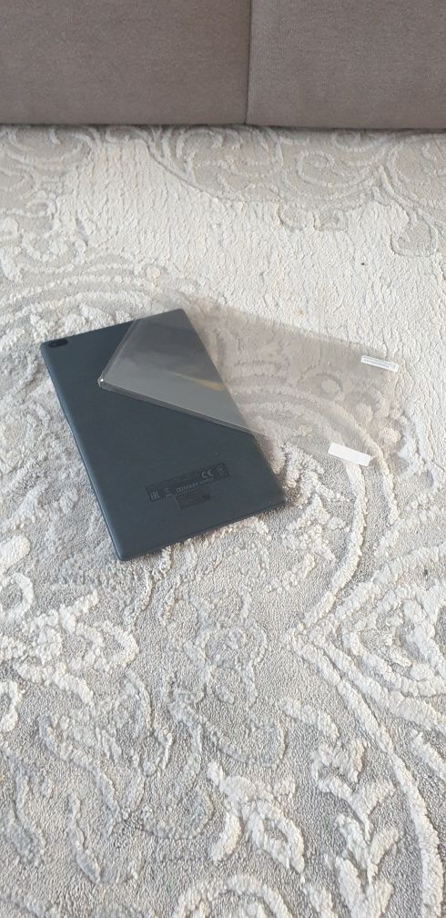 Планшет Lenovo Tab 4 8″ 16GB