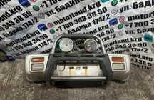 Передний бампер Nissan Mistral r20