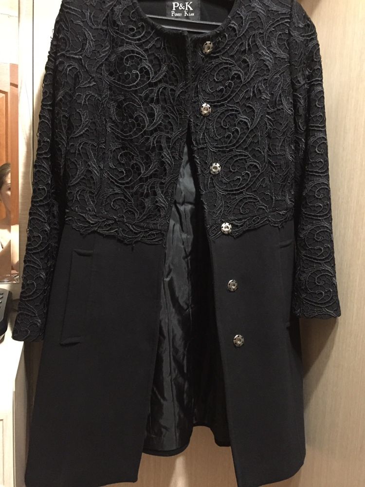 Продам пальто женское
