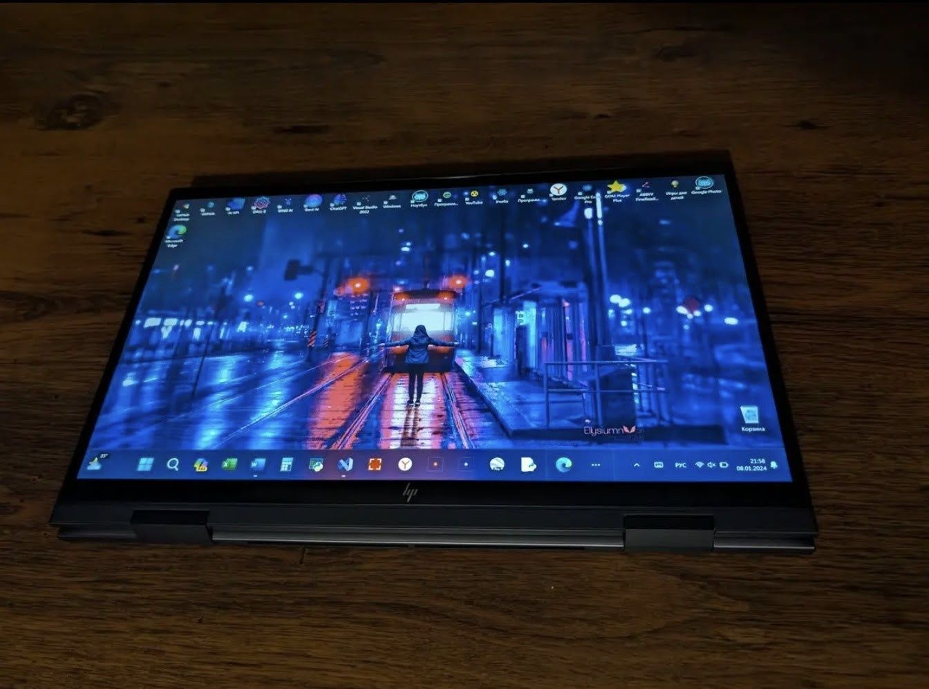 Ноутбук HP Envy x360 трансформер+ наушники Logitech G Pro X