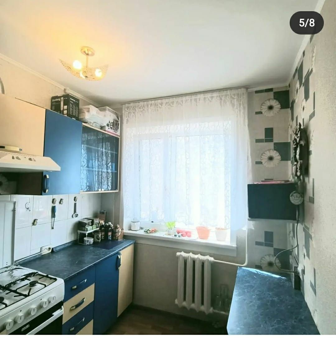 Продам 4 комн квар. 6-15-3 этаж.