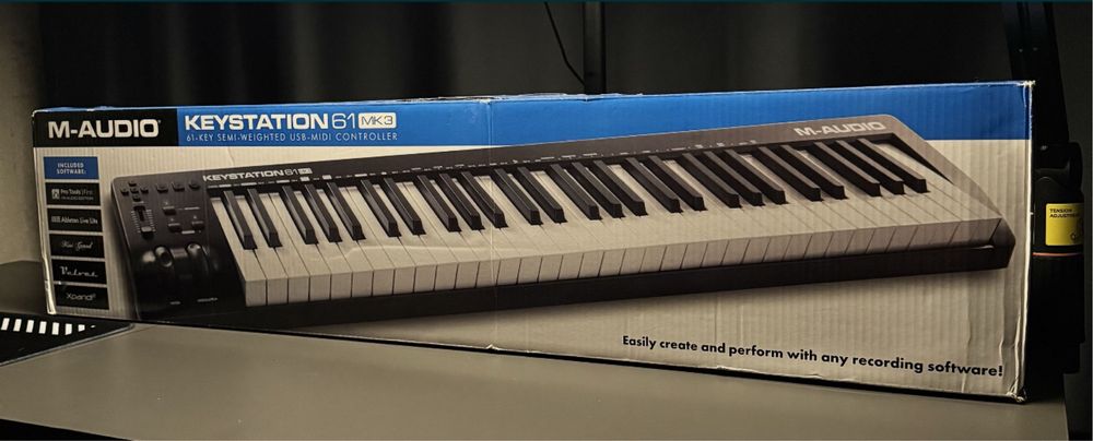 Новая MIDI-клавиатура M-Audio Keystation 61 MK3 — продам