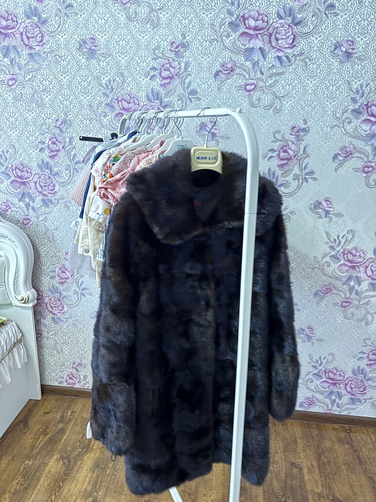 Норка с капюшоном