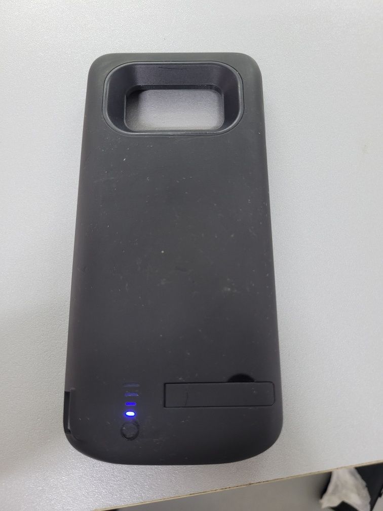 Продается компактный флагман Samsung s8 64g