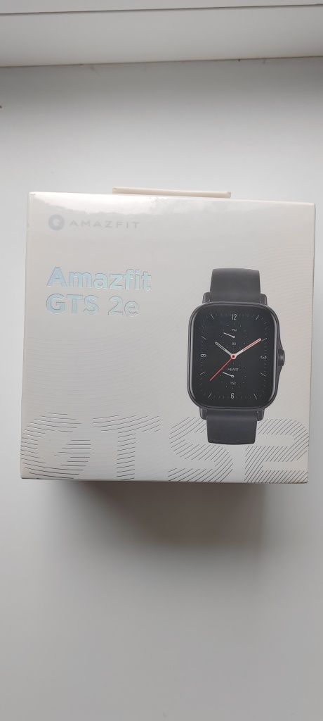 Смарт часы Amazfit GTS 2e