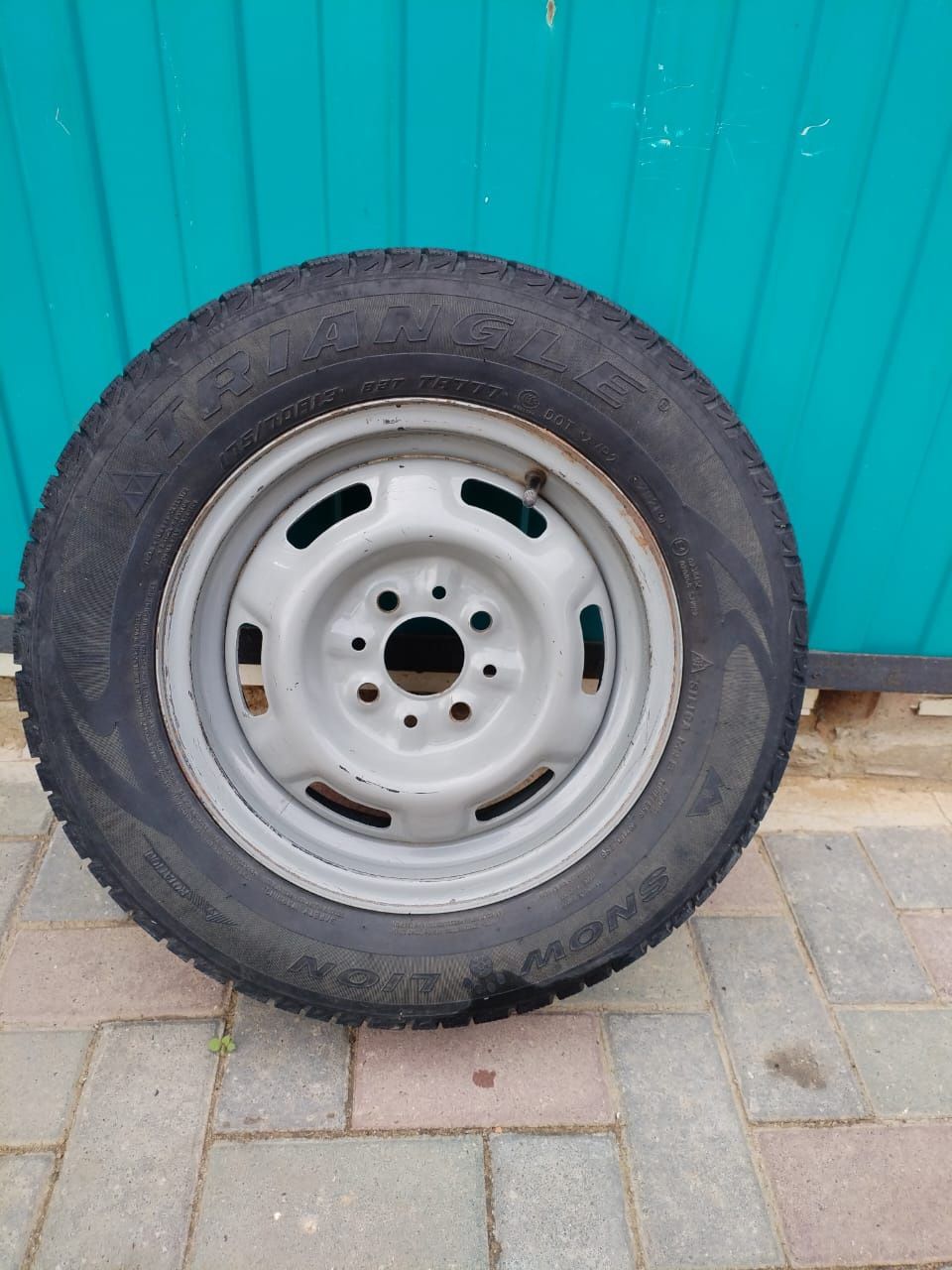 Резина на дисках R14 и R13