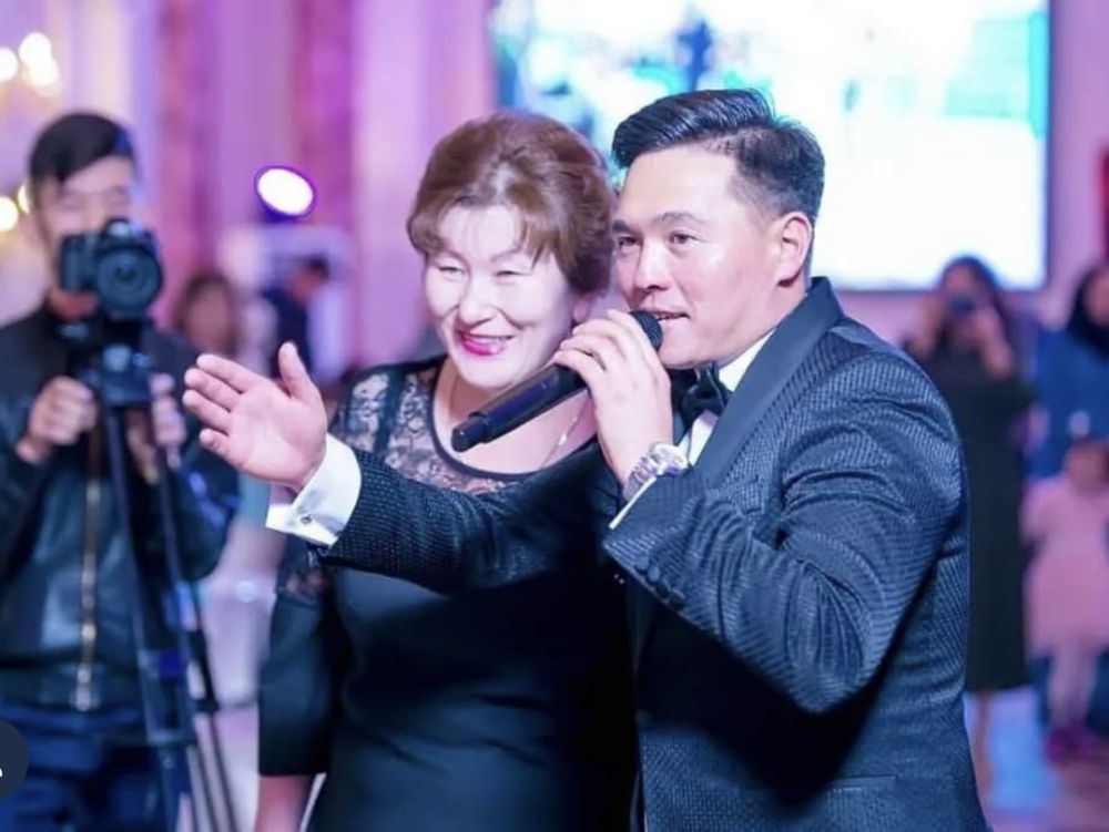 Ведушие/Тамада/Асаба
