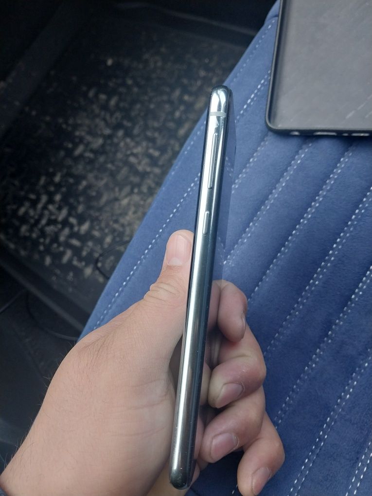 Samsung Galaxy S10 e