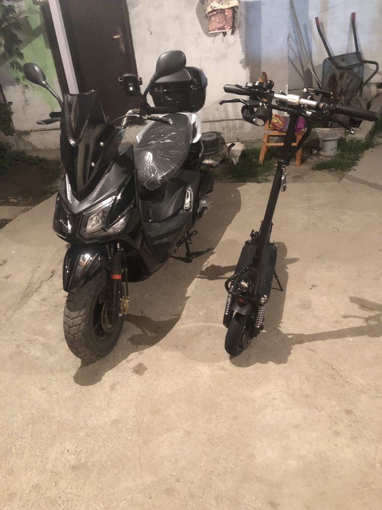 продам электросамокат Joyor Y10s dual motors