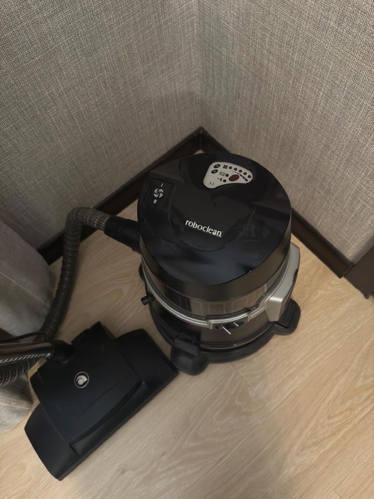Пылесос ROBOKLIN в хорошем состоянии,