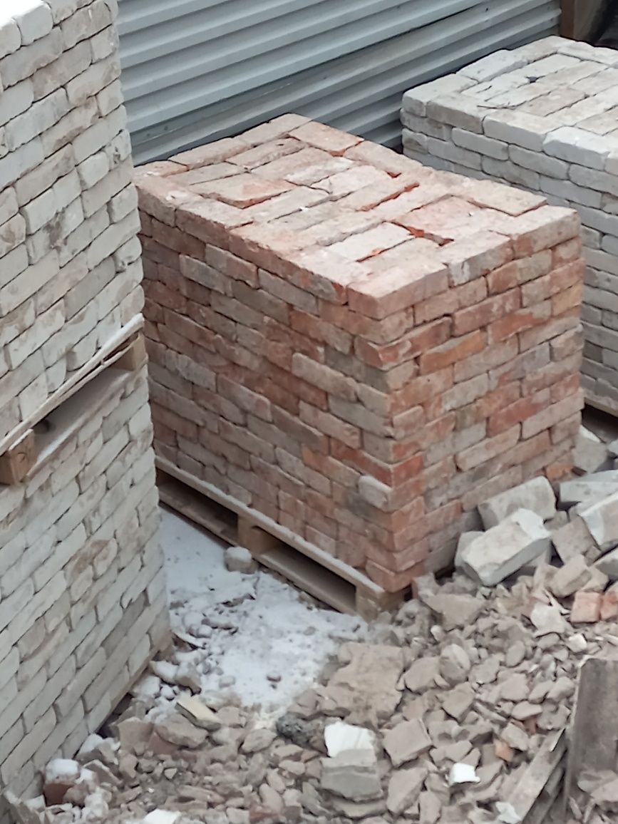 Продам  кирпич одинарный