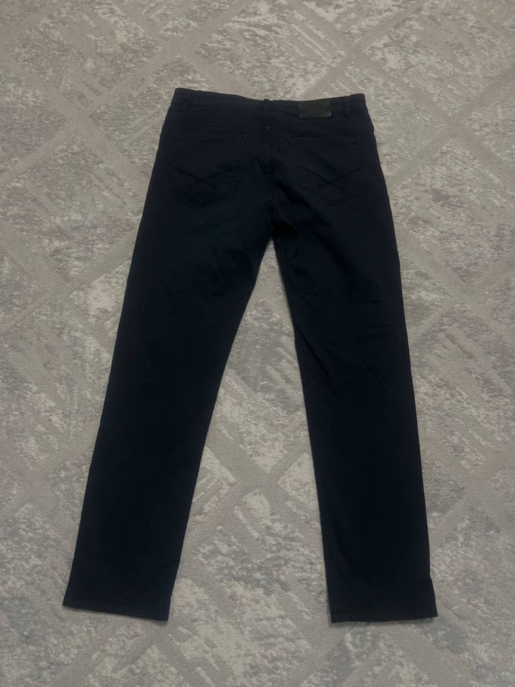 Продаю мужские черные джинсы бренда U.S. Polo Assn., размер 30.
