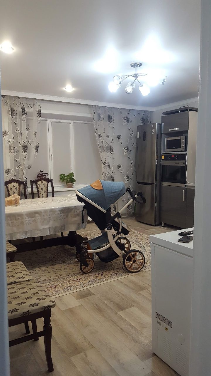 Продам 4-х комнатную квартиру