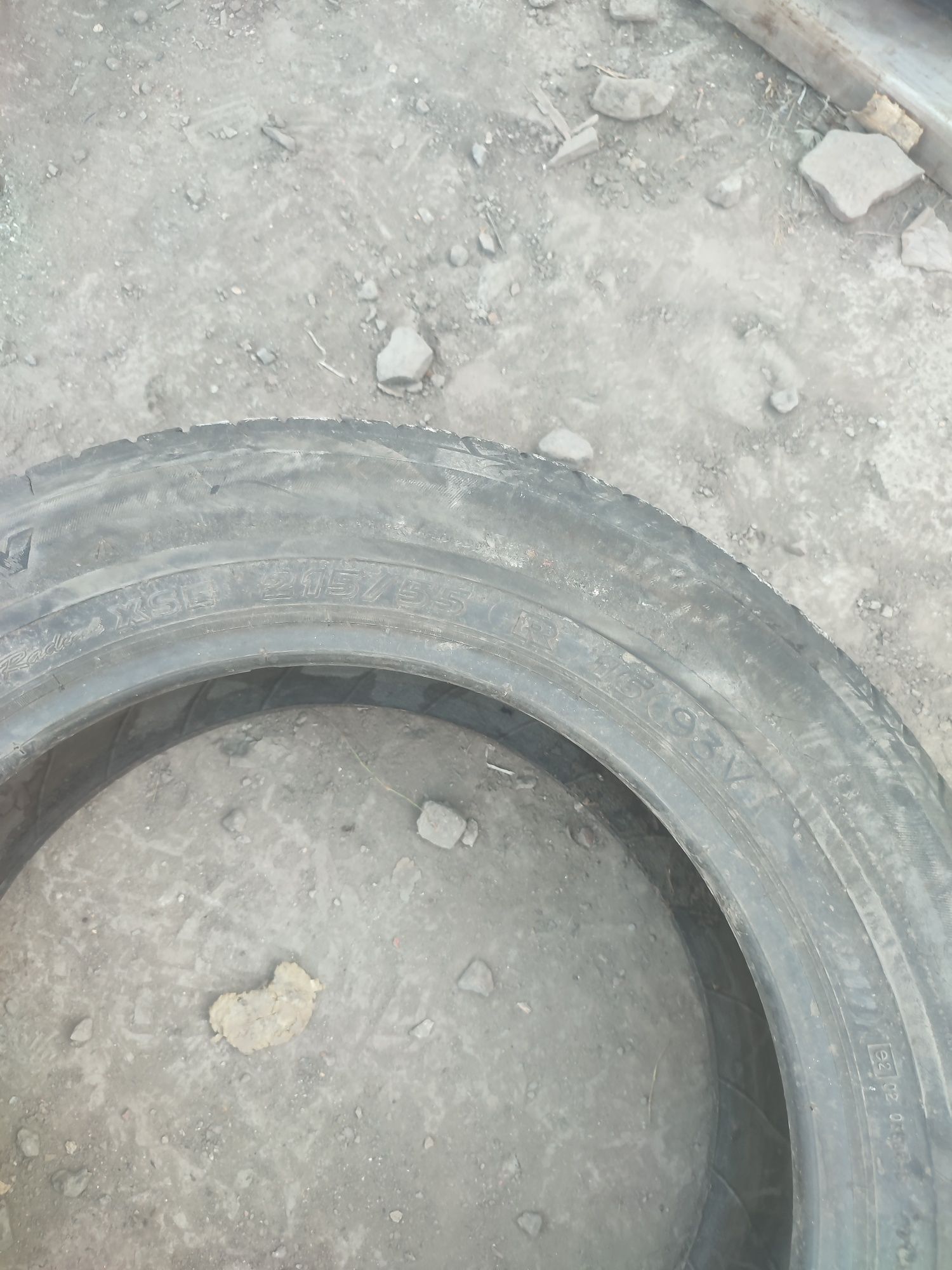 Шина безкамерка размер 215 /55 R16