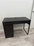Продам письменный  стол фирмы IKEA