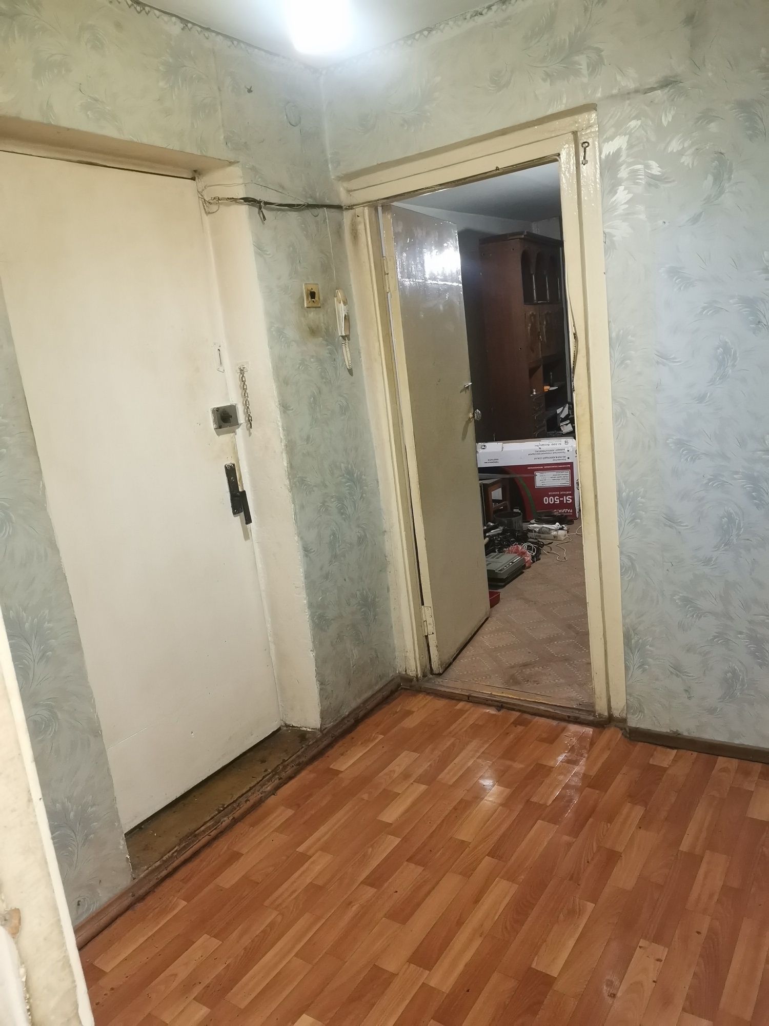 Продам 3х комнатную квартиру на аблакетке