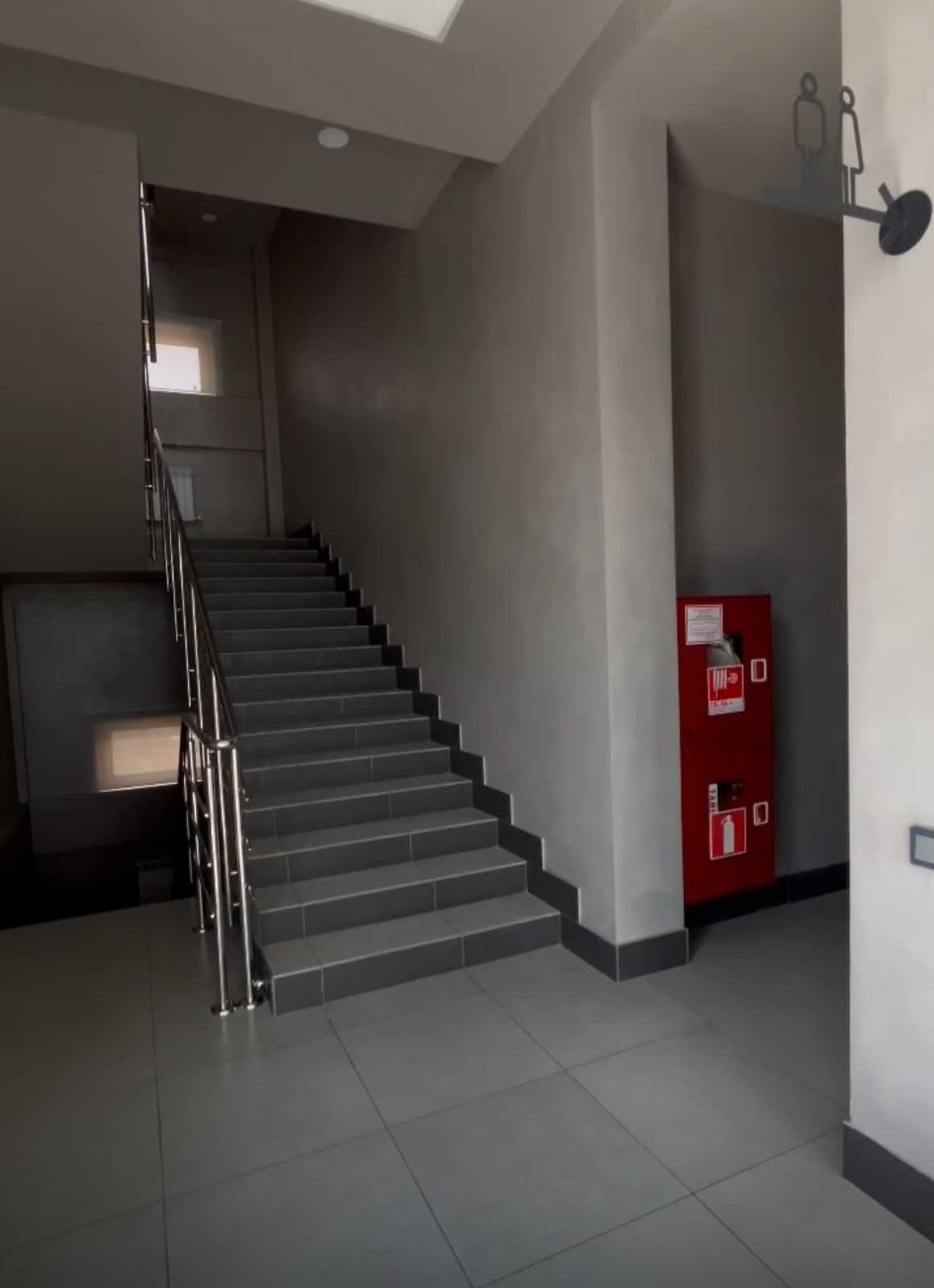 Сдаётся офисное помещение 217 м² с ремонтом, кухней и видеонаблюдением