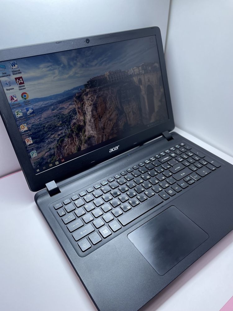 Ноутбук Acer Aspire ES1-533/N16C1
