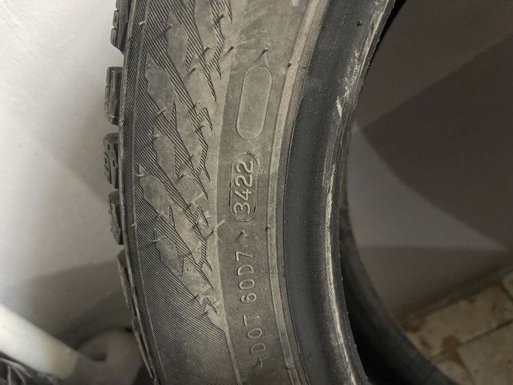 Продам шины зимние 195/55. R 16.