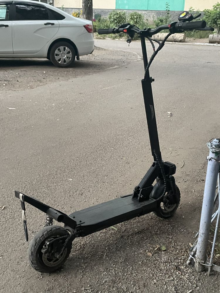 Kugoo M4 Pro под стант