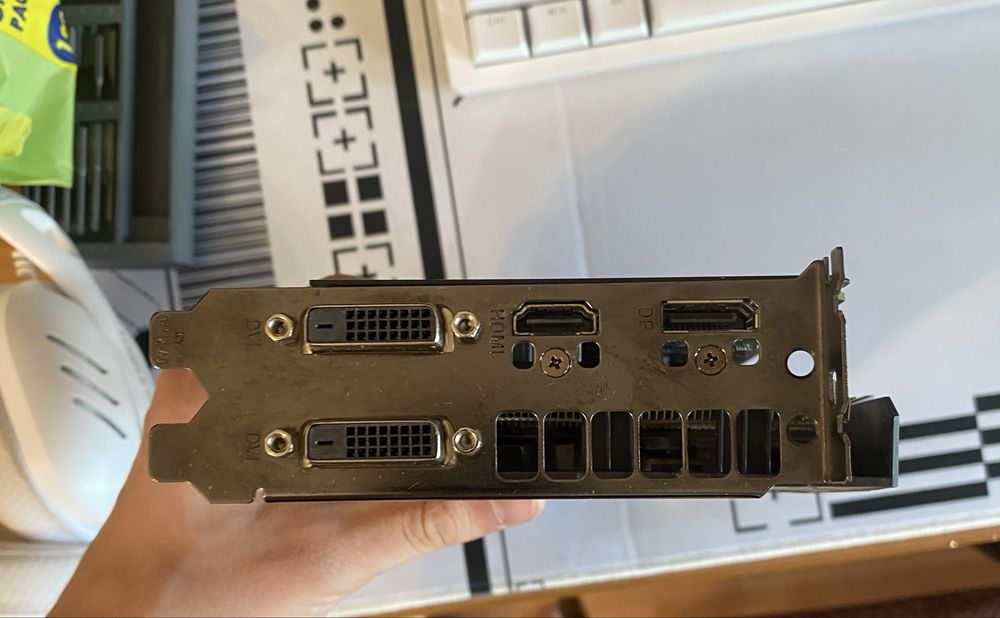 ROG STRIX GTX 1050ti Видеокарта