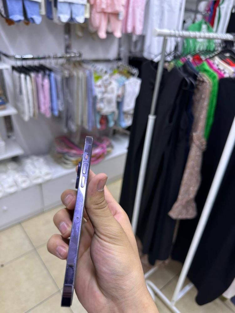 Продам айфон 14 про макс