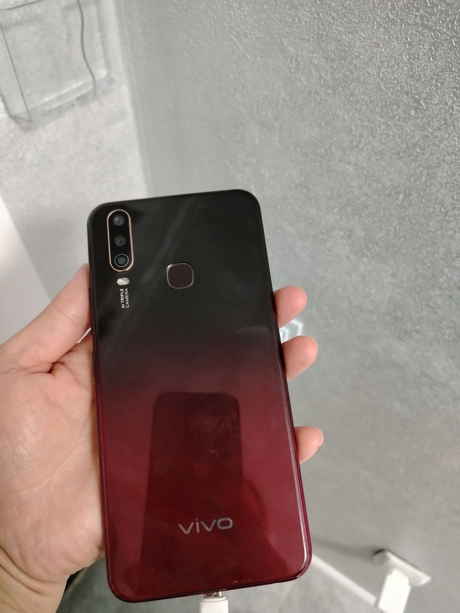 Смартфон Vivo Y12