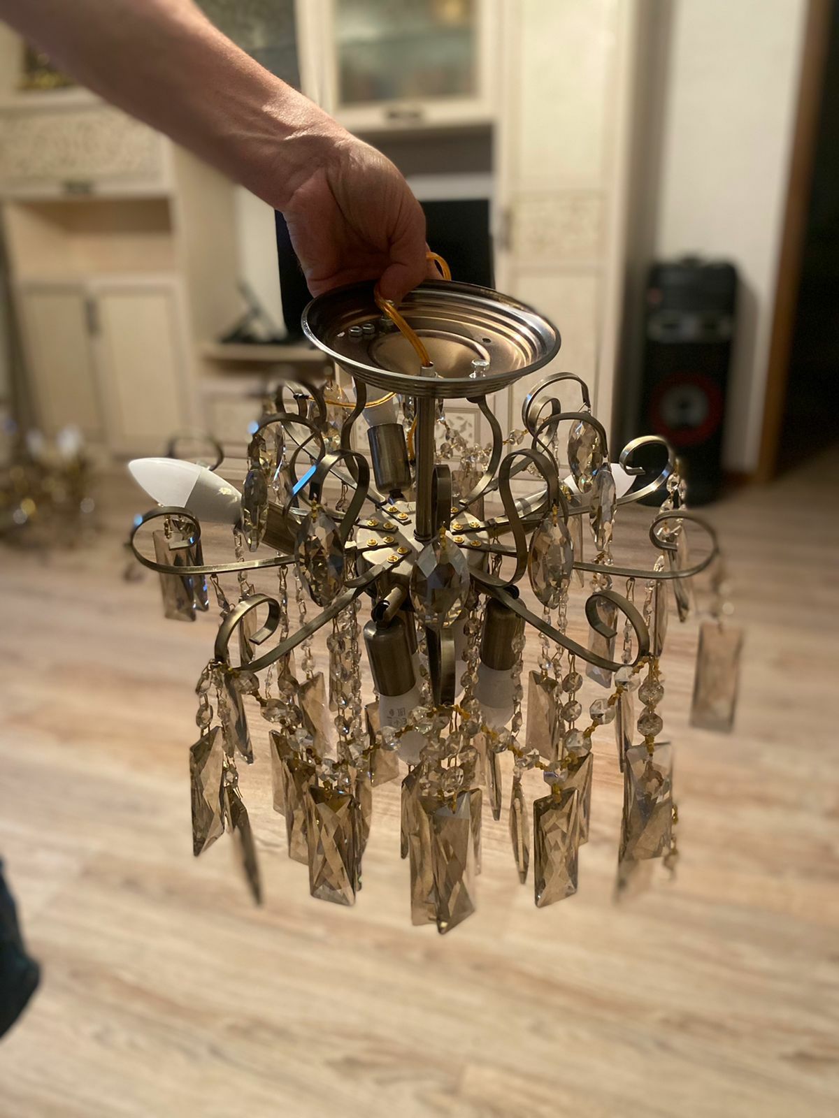 Продам люстру хорошом состояние