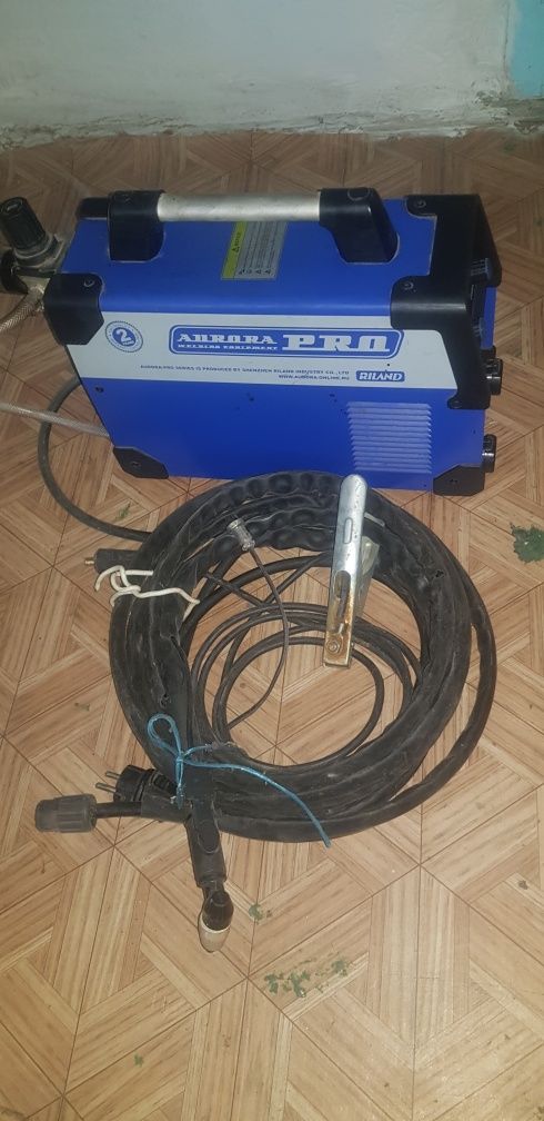 Плазморез в отличном состоянии AVRORA PRO AIRHOLD 45