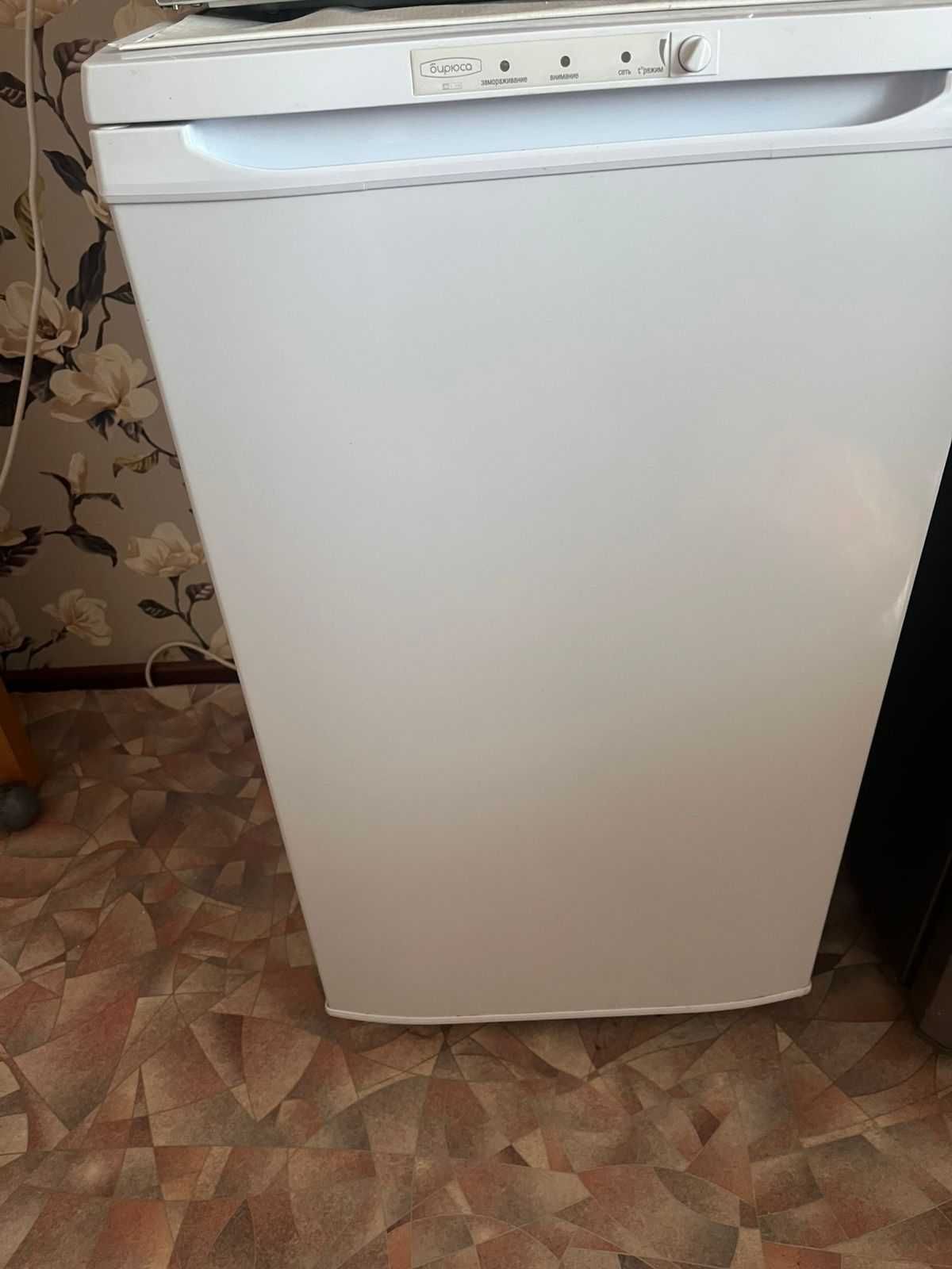 Продам морозильную камеру "Бирюса"