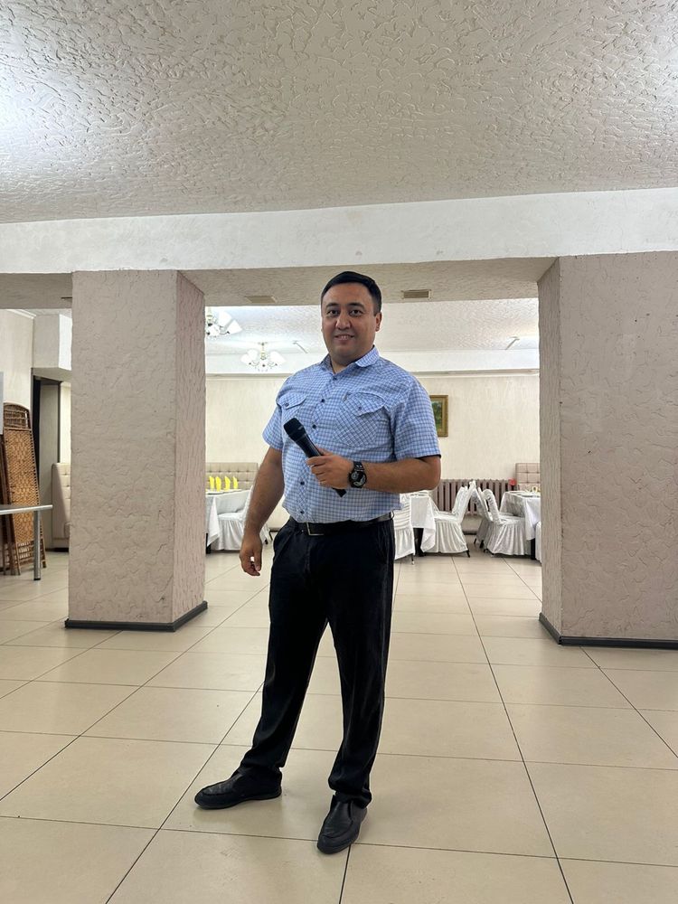 Тамада, асаба, ведущий