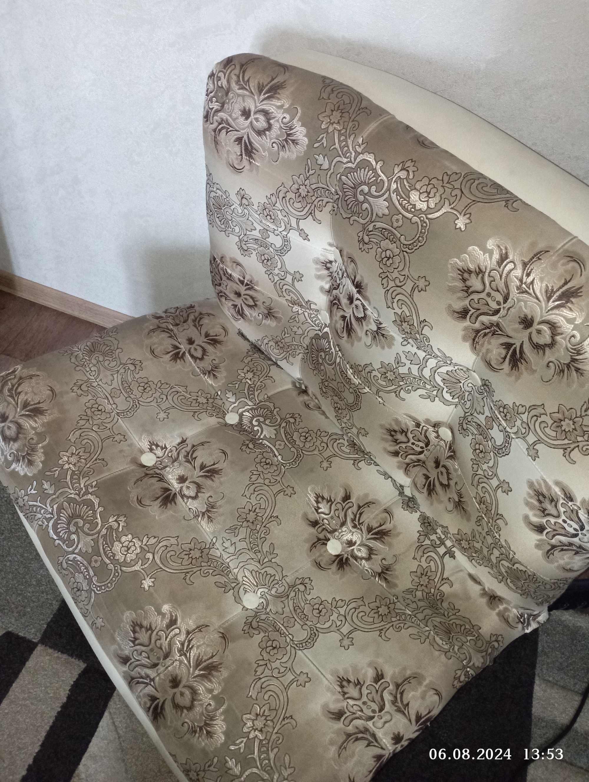 Мягкая мебель в зал