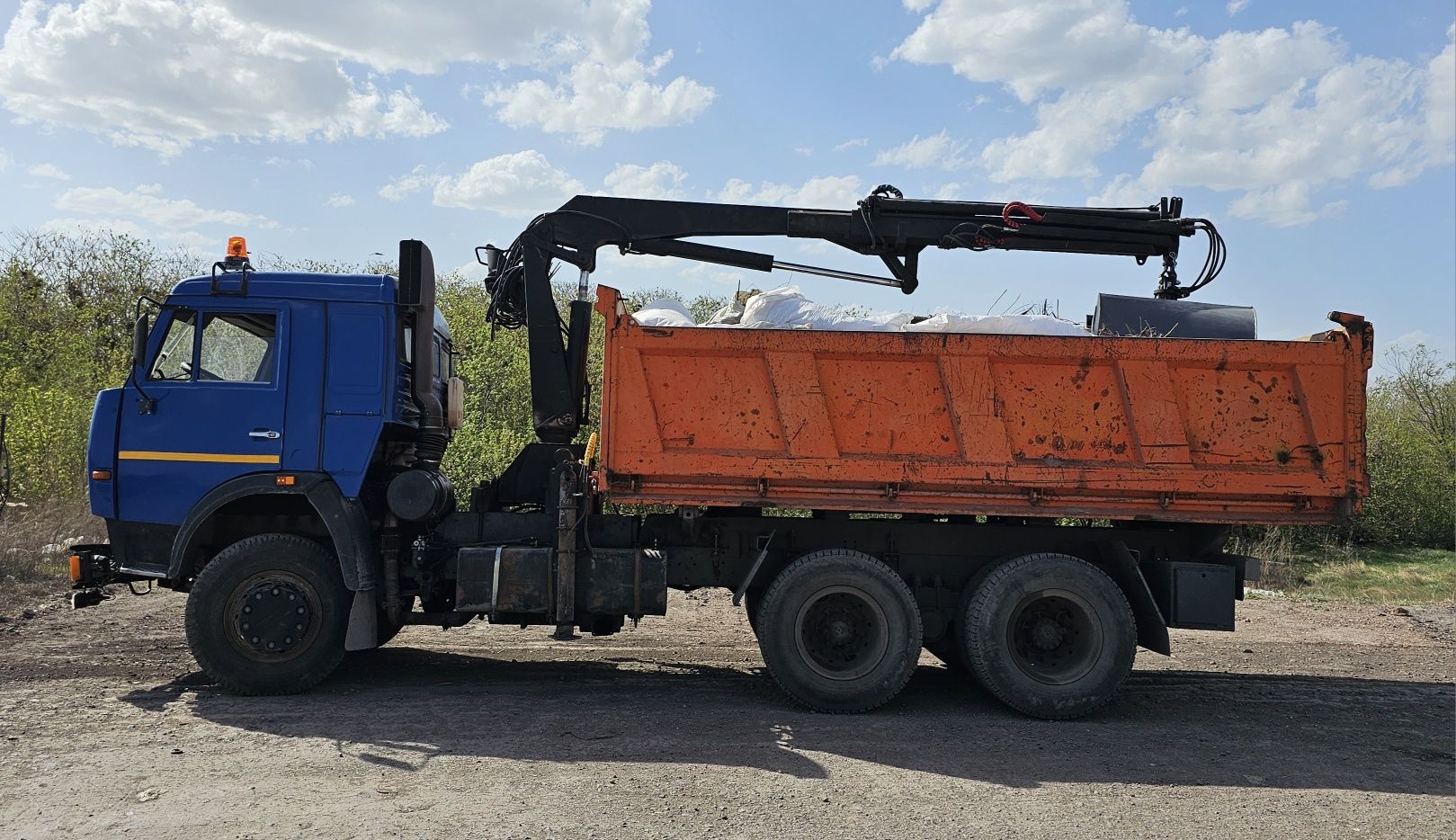 Вывоз бытового и строительного мусора
