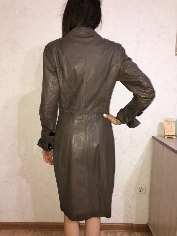 Кожаный плащ и пальто кашемир