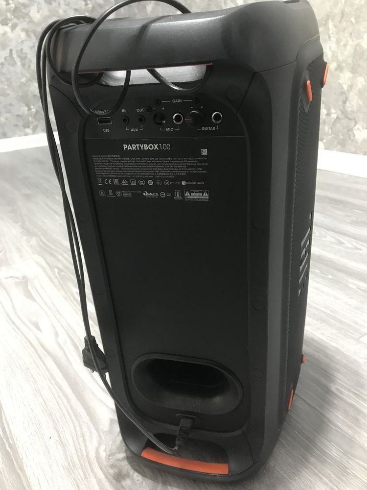 JBL Partybox 100