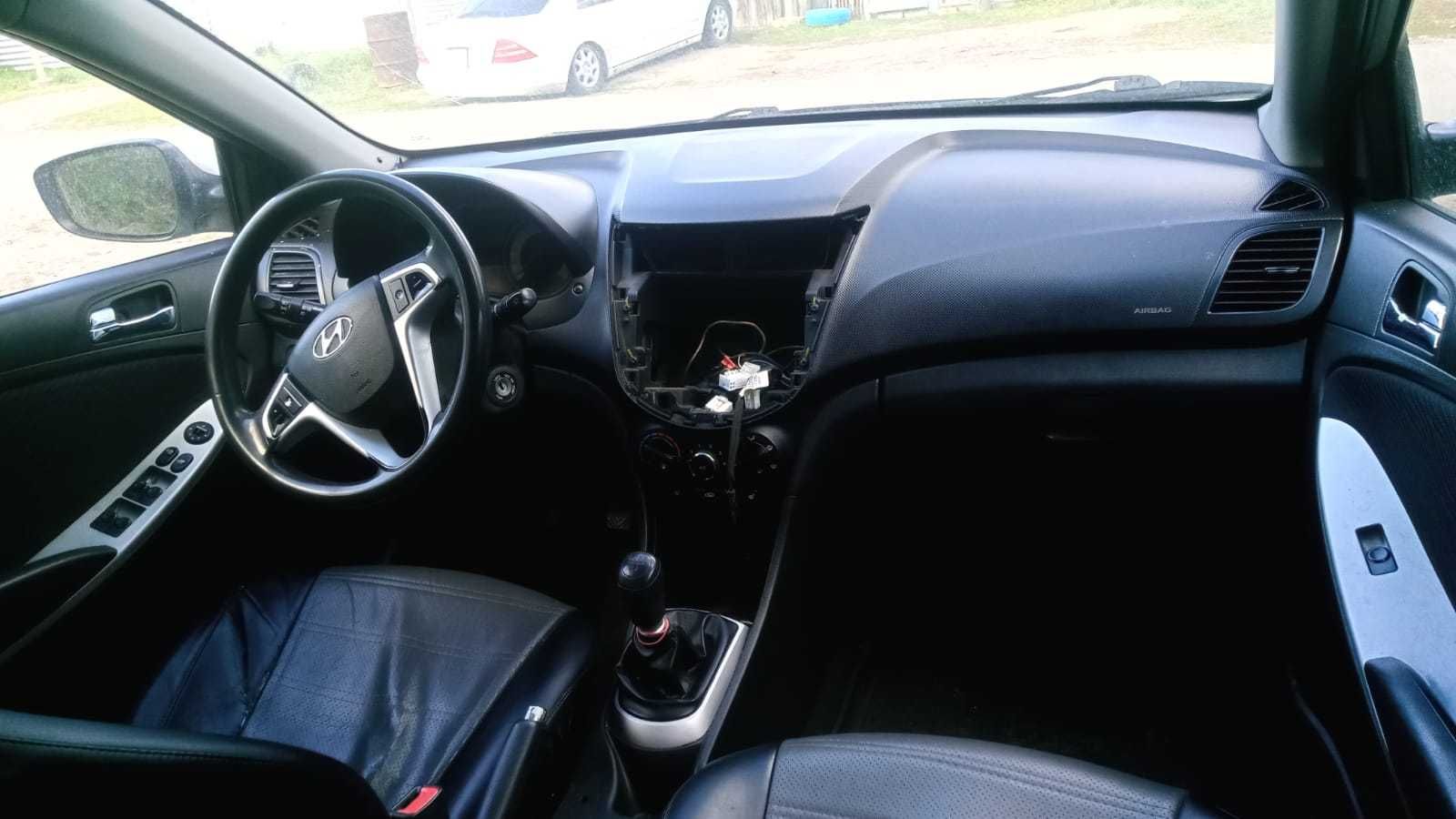 Крыша Хундай Акцент 2014 Hyundai Accent двери лонжероны