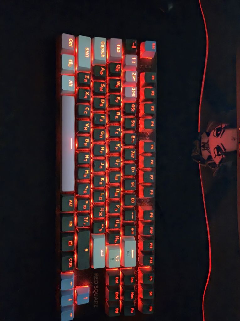 red square keyrox TKL