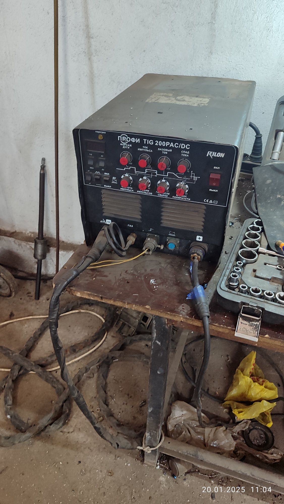 Продам аргон аппарат профи Tig 200pac/dc 300 000