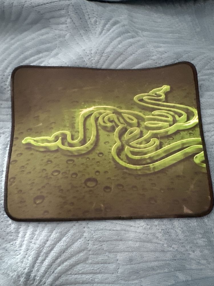 Коврик для мышки Razer