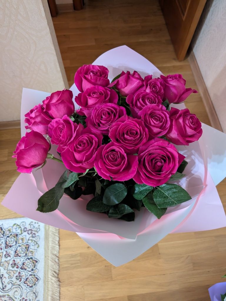 Цветы букет свежий пахнут на весь район