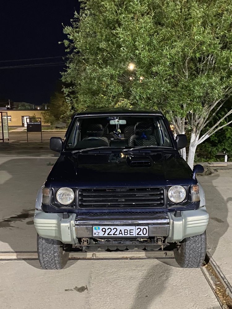 Продам Мицубиши  Паджеро  2