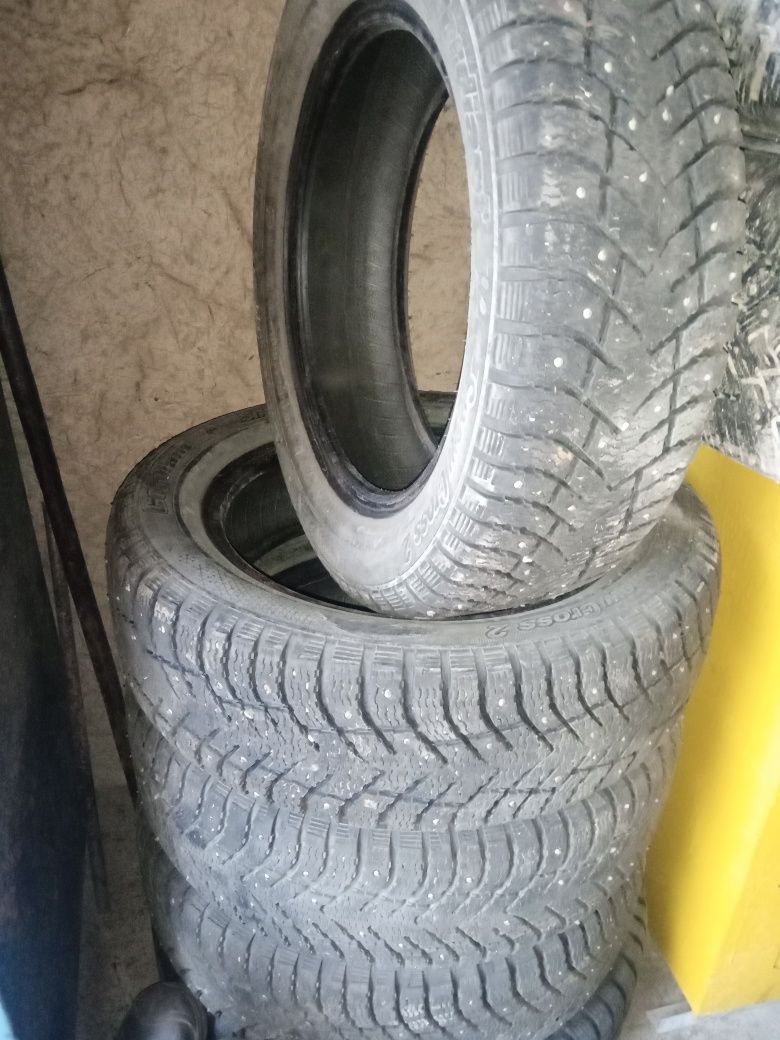 Продам шины зимние 185/60/R15
