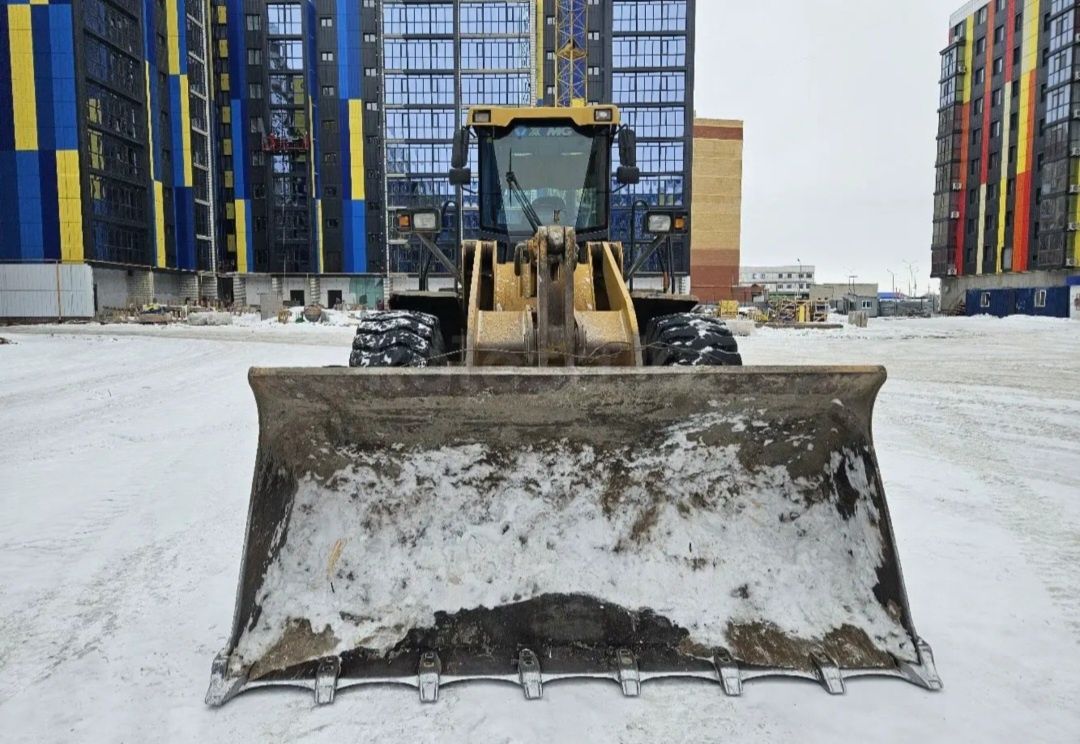 Погрузчик XCMG LW500