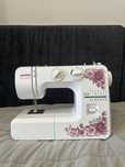 Швейная машина Janome JB 3115 белая.