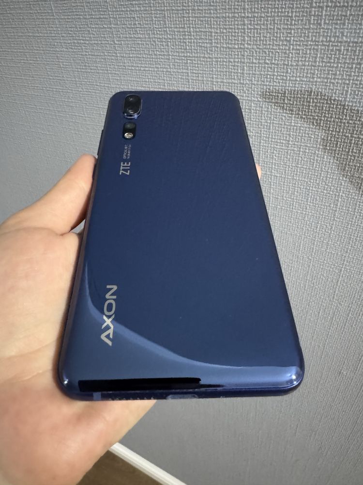 Смартфон ZTE Axen 10 Pro